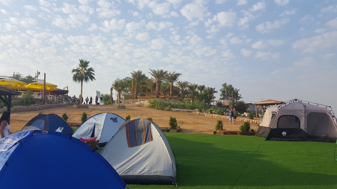 חוף נווה מדבר