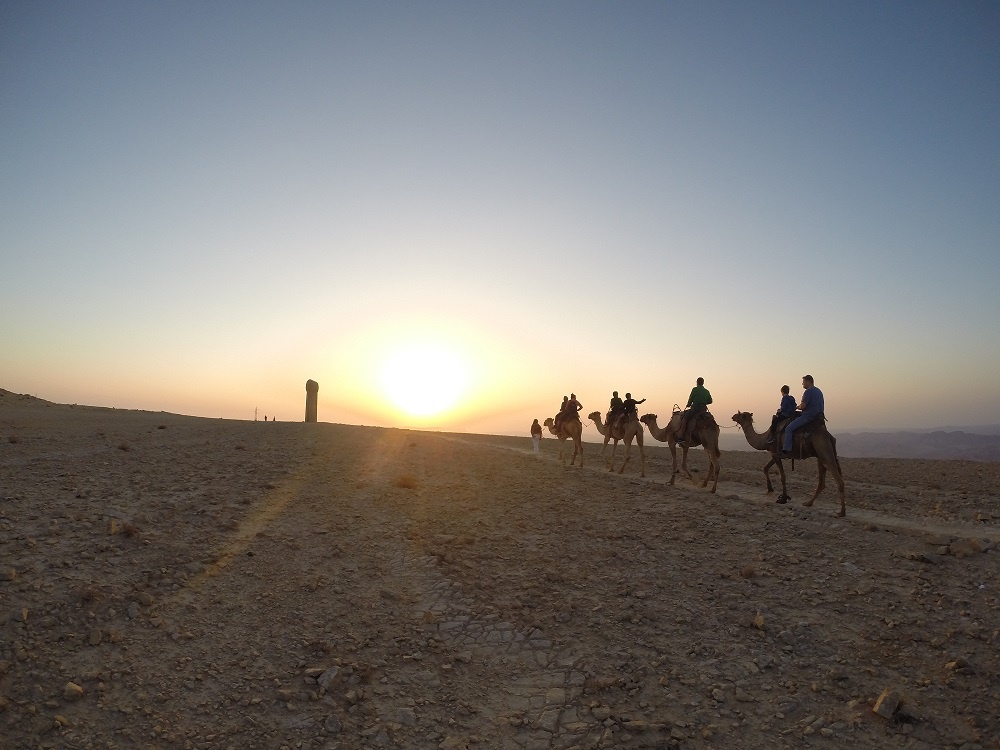 נקודות עצירה ואטרקציות בדרך לאילת