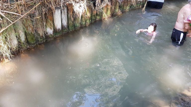 עין הדייג – מעיין קטן ונסתר בלב עמק החולה