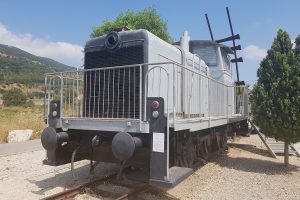 מעיין אלרואי ותחנת רכבת העמק המשוחזרת – שכשוך לצד היסטוריה