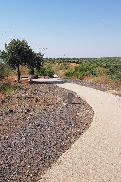טיילת מצוקי האון ממצפה שלום למבוא חמה