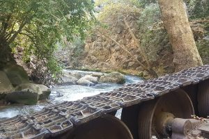 הטנק הסורי ההפוך בבניאס