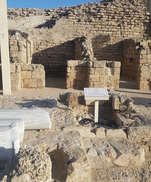 מצודת אשדוד ים וחוף המצודה – קלעת אל-מינה