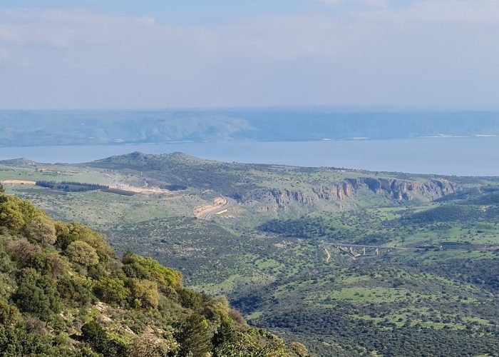 מצפה כנרת במושב אמירים – תצפית מרהיבה על הרי הגליל והכנרת