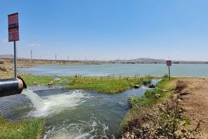 מאגר בנטל – המעיין החם לצד הר ומאגר בנטל