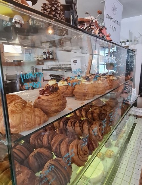 טושה בייקרי קיבוץ ראש הנקרה