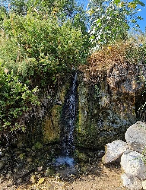 המפל הנסתר בכנרת - עין איוב כפר נחום