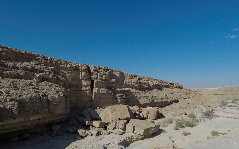 גב ילק – טיול קצר בלב מכתש רמון