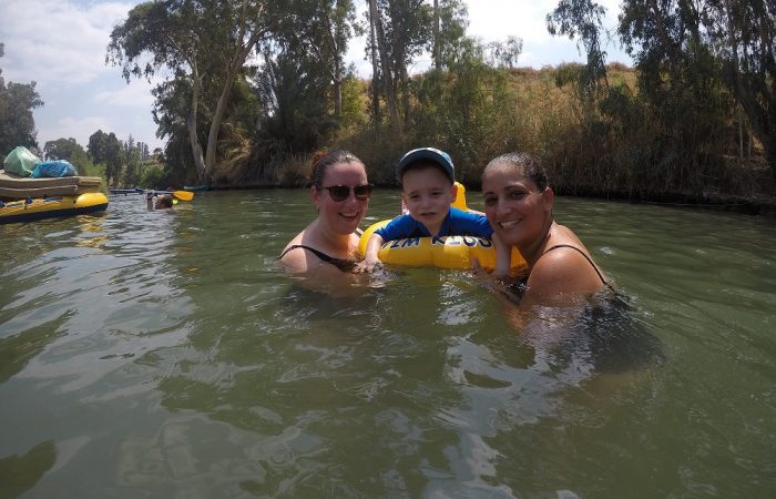 רוב רוי – שייט קיאקים על הירדן בצפון