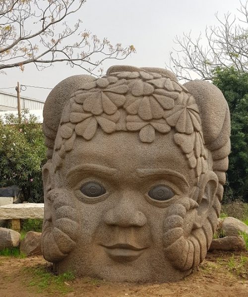 בזלטון - גן פסלי בזלת בעין הכרמל – נקודת עניין