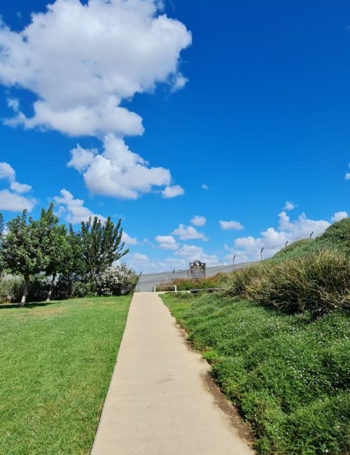 מאגר משמר השרון - מאגר ויקר